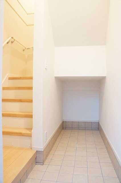 ��ʌ��������܎s�k��g�쒬�Q���ڂ̃A�p�[�g�̌���