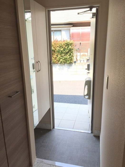 ��ʌ��������܎s�΋�厚�O���̃A�p�[�g�̌���