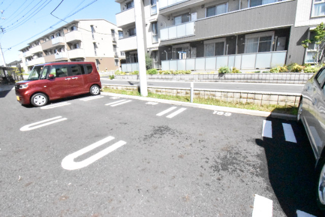 ��ʌ��z�J�s���C�N�^�E���U���ڂ̃A�p�[�g�̂��̑�