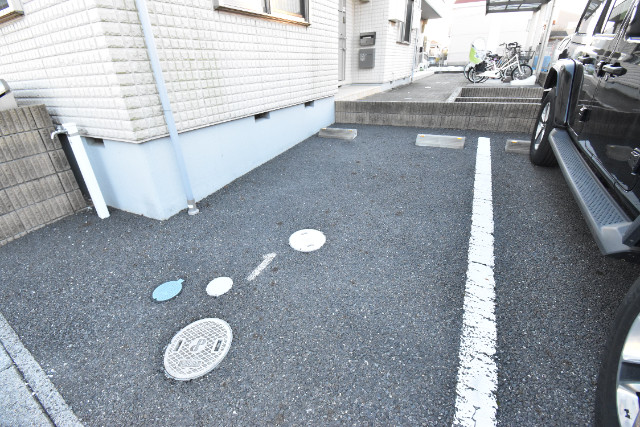 ��ʌ��z�J�s�����P���ڂ̃}���V�����̒��ԏ�