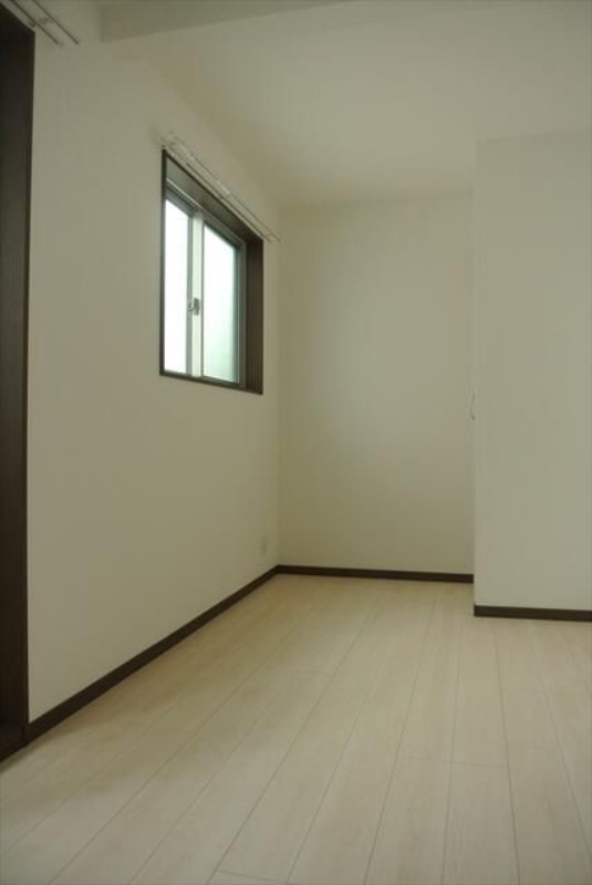 ��ʌ��������܎s�Y�a�挳���P���ڂ̃A�p�[�g�̂��̑������E�X�y�[�X