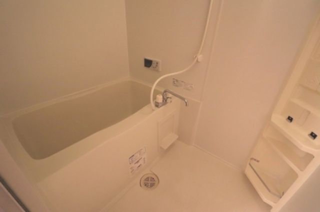 ��ʌ��������܎s�΋��Ԗ؂R���ڂ̃A�p�[�g�̃o�X