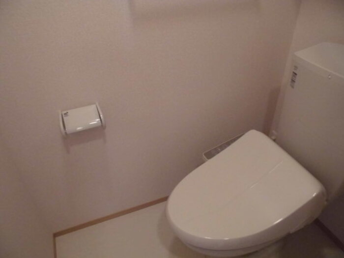 ��ʌ��z�J�s���C�N�^�E���X���ڂ̃A�p�[�g�̃g�C��