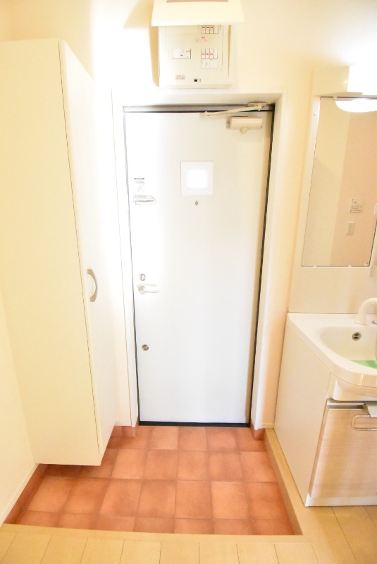 ��ʌ�����s�����J�{���S���ڂ̃A�p�[�g�̌���