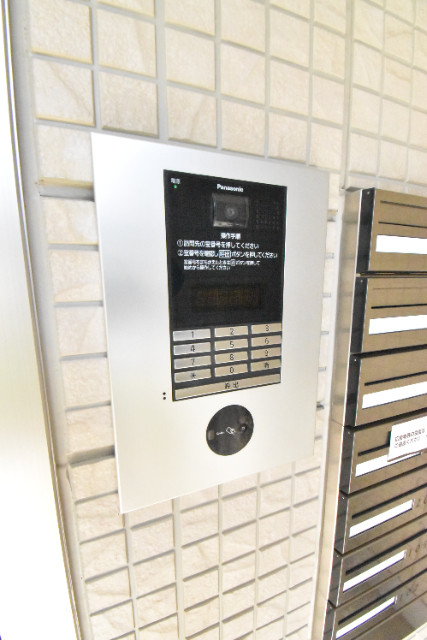 ��ʌ��z�J�s���C�N�^�E���X���ڂ̃A�p�[�g�̂��̑�