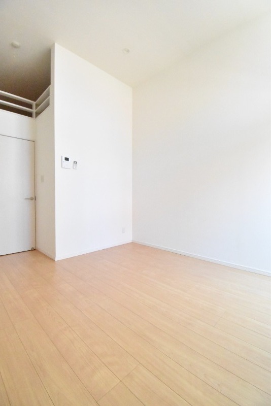 ��ʌ��������܎s��{��x�̓����Q���ڂ̃A�p�[�g�̋��ԁE���r���O