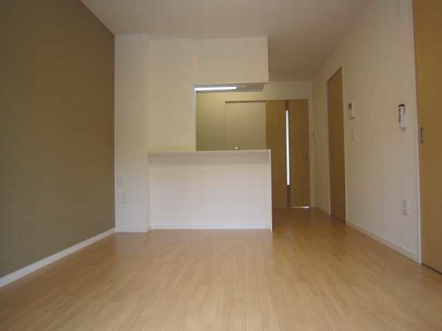 ��ʌ��z�J�s�쒬�Q���ڂ̃A�p�[�g�̋��ԁE���r���O