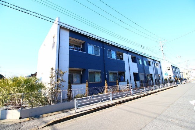 ��ʌ��z�J�s�쒬�Q���ڂ̃A�p�[�g�̃G���g�����X