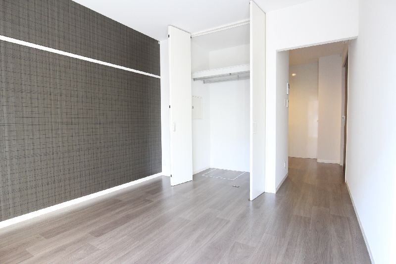 ��ʌ��������܎s�k����i���Q���ڂ̃}���V�����̋��ԁE���r���O