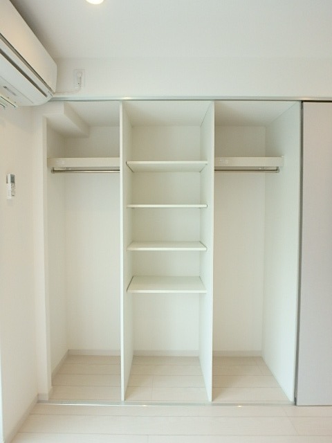 ��ʌ��������܎s�k��y�C���P���ڂ̃}���V�����̎��[