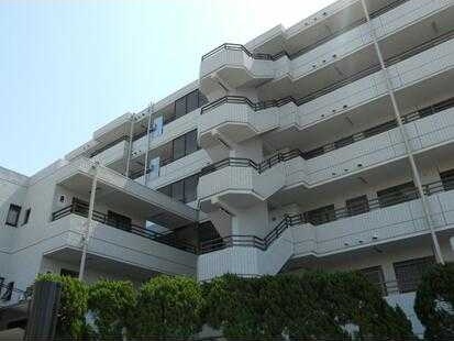 ��ʌ��������܎s�Y�a��{���P���ڂ̃}���V�����̌����O��