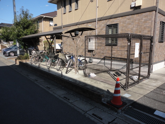 ��ʌ��������܎s�k��ޗǒ��̃A�p�[�g�̂��̑�