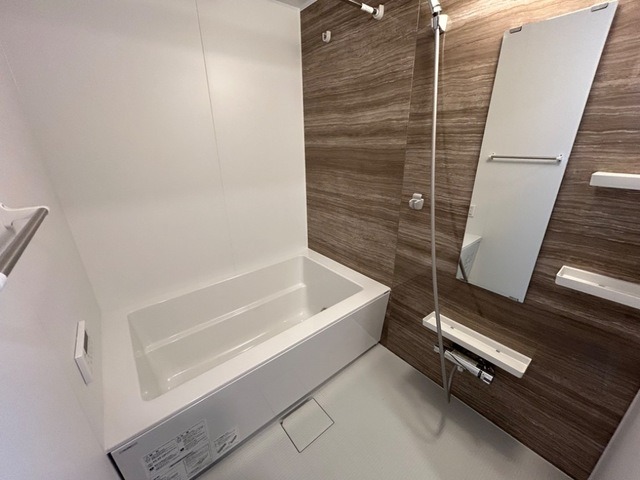 ��ʌ��������܎s�΋揼�؂R���ڂ̃A�p�[�g�̃o�X