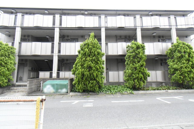 ��ʌ��������܎s�k��������Q���ڂ̃A�p�[�g�̌����O��