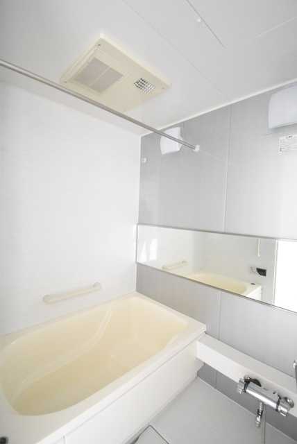 ��ʌ��������܎s���ʏ��R���ڂ̃}���V�����̃o�X