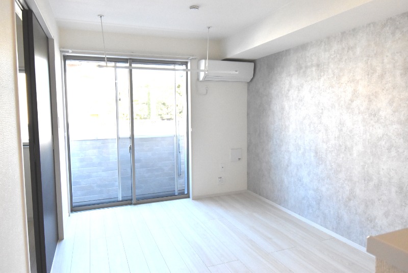 ��ʌ��z�J�s�����P���ڂ̃A�p�[�g�̋��ԁE���r���O