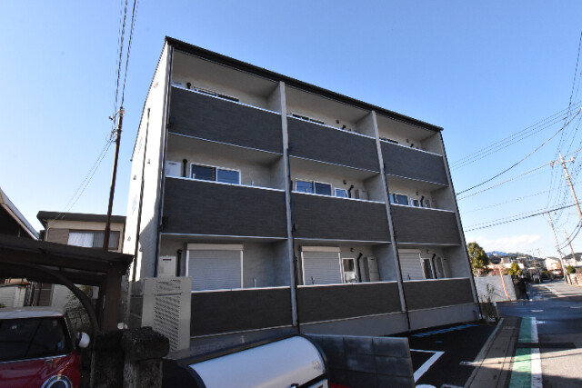 ��ʌ��z�J�s�����P���ڂ̃A�p�[�g�̌����O��