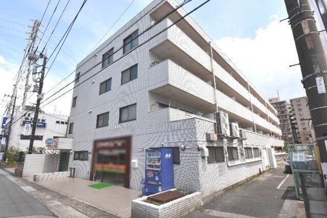 ��ʌ��z�J�s���]���Q���ڂ̃}���V�����̌����O��