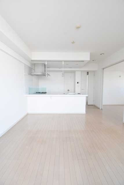 ��ʌ��������܎s���ʏ��R���ڂ̃}���V�����̋����E���r���O