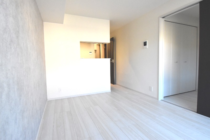 ��ʌ��z�J�s�����P���ڂ̃A�p�[�g�̋����E���r���O