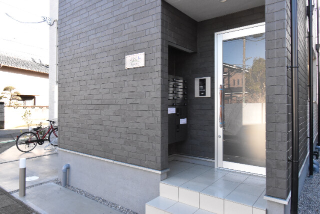 ��ʌ��z�J�s�����P���ڂ̃A�p�[�g�̃G���g�����X