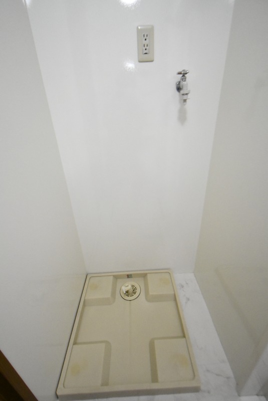 ��ʌ��������܎s�k��g�쒬�P���ڂ̃A�p�[�g�̂��̑��ݔ�