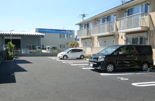 ��ʌ��������܎s�k��g�쒬�P���ڂ̃A�p�[�g�̒��ԏ�