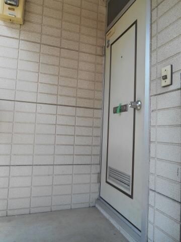 ��ʌ�����s�厚���s�̍��݂̃A�p�[�g�̌���