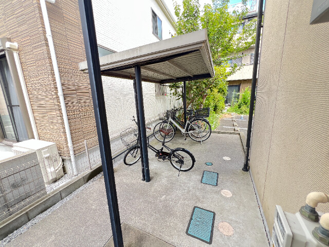 ��ʌ������s�ԌI�S���ڂ̃A�p�[�g�̂��̑�