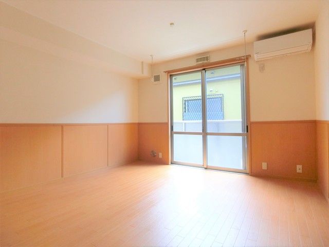 ��ʌ��������܎s�΋揼�؂R���ڂ̃A�p�[�g�̋��ԁE���r���O