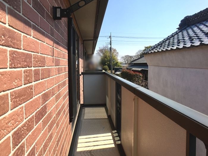 ��ʌ��������܎s����厚���V�n�̃A�p�[�g�̃o���R�j�[