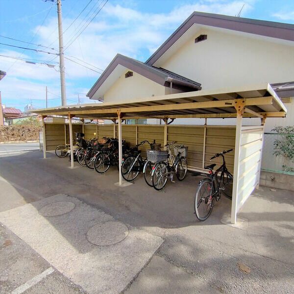 ��ʌ�����s�݉ƒ��̃A�p�[�g�̂��̑�