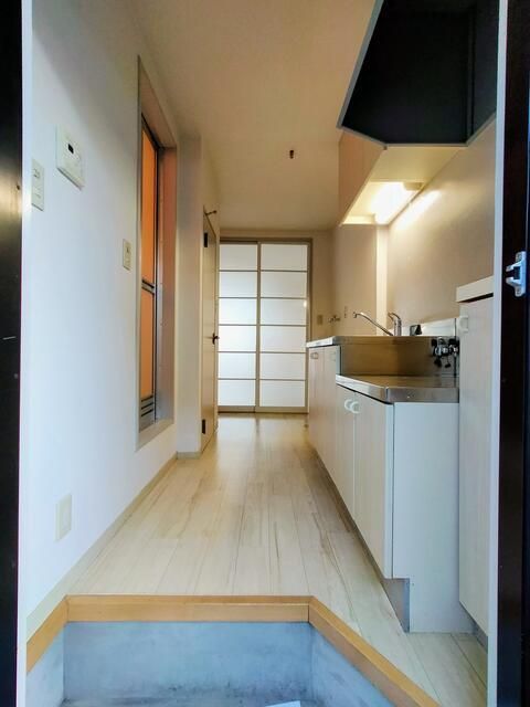 ��ʌ��������܎s��{��㏬���̃A�p�[�g�̌���