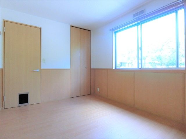 ��ʌ��������܎s�΋揼�؂R���ڂ̃A�p�[�g�̐Q��