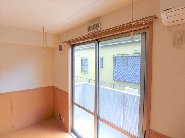 ��ʌ��������܎s�΋揼�؂R���ڂ̃A�p�[�g�̂��̑��ݔ�