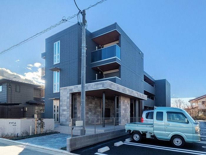 ��ʌ��������܎s���搼��{�R���ڂ̃A�p�[�g�̌����O��