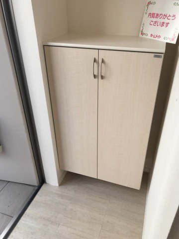 ��ʌ�����s�厚�Ԉ�̃A�p�[�g�̌���