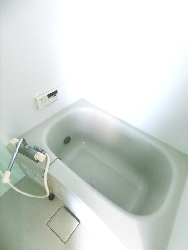 ��ʌ������s�����S���ڂ̃}���V�����̃o�X