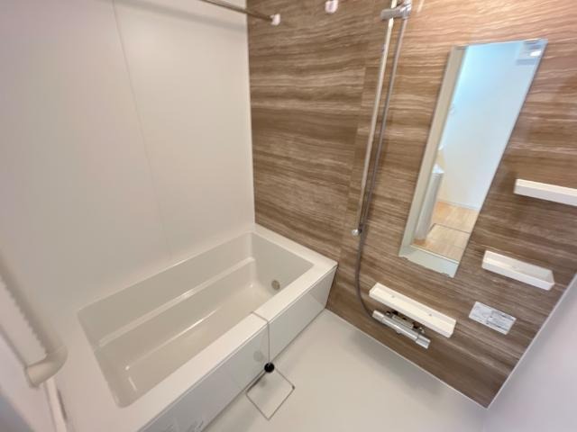 ��ʌ�����s�厚�����̃A�p�[�g�̃o�X