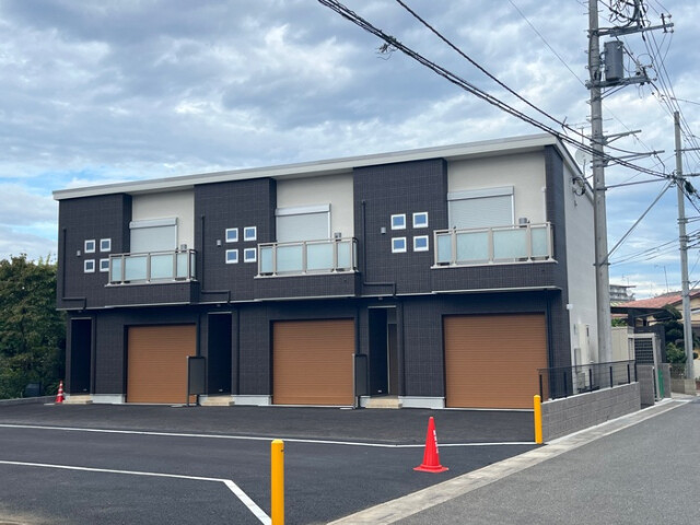 ��ʌ��������܎s������厚��J�̃A�p�[�g�̌����O��