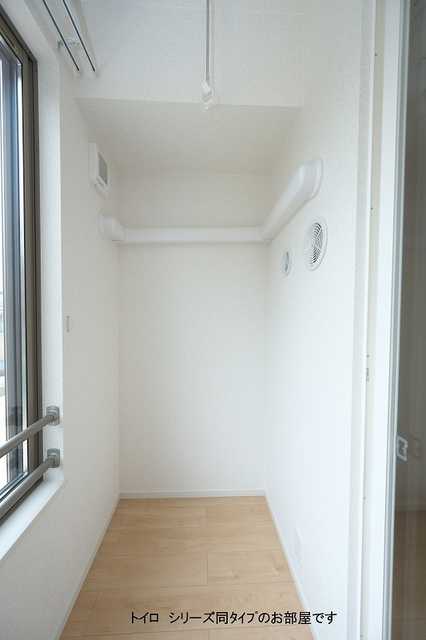 ��ʌ�����s�˒˓�S���ڂ̃A�p�[�g�̂��̑��ݔ�