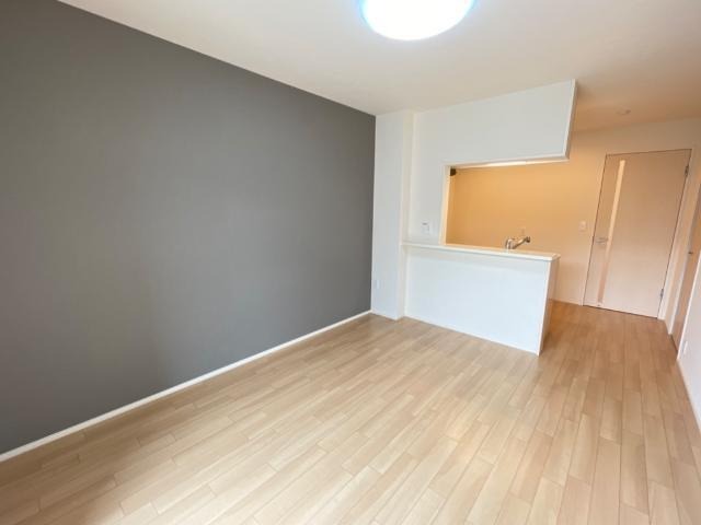 ��ʌ�����s�厚�����̃A�p�[�g�̂��̑������E�X�y�[�X