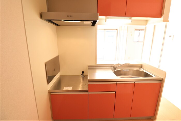 ��ʌ��z�J�s�ԎR���R���ڂ̃A�p�[�g�̃L�b�`��