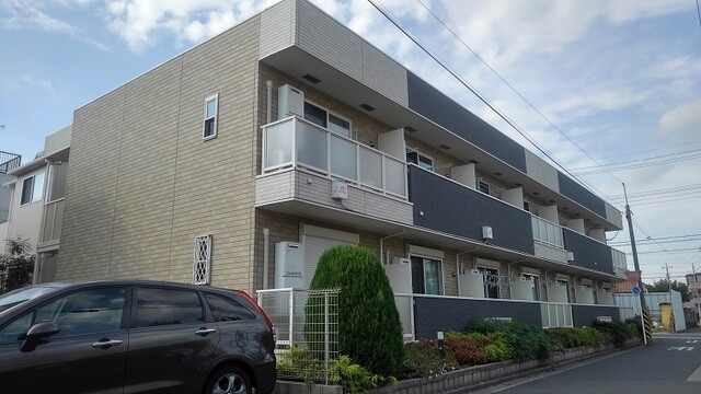 ��ʌ�����s�����Q���ڂ̃A�p�[�g�̌����O��