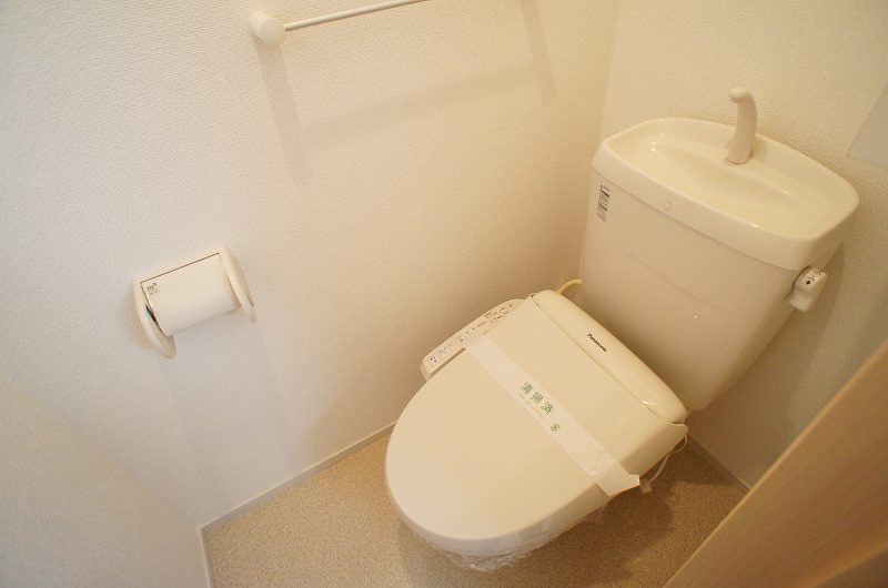 ��ʌ�����s�����Q���ڂ̃A�p�[�g�̃g�C��