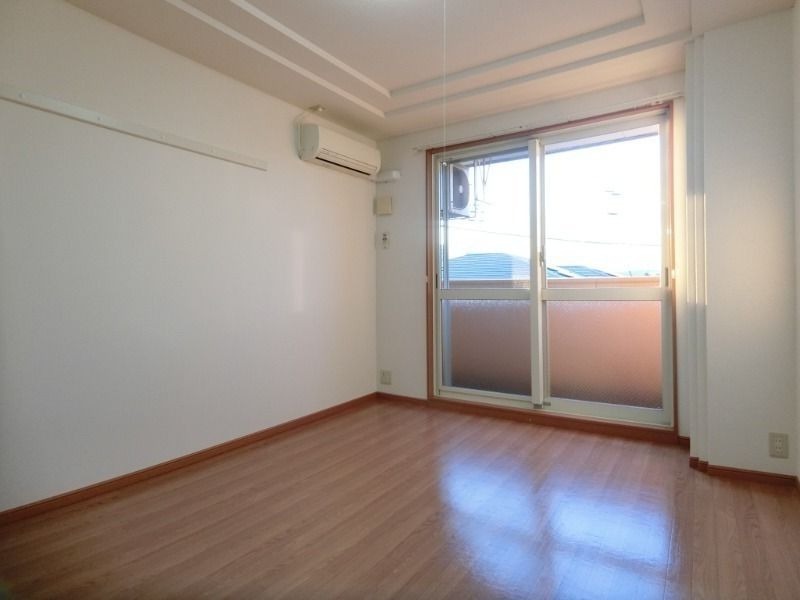 ��ʌ��z�J�s�{�{���P���ڂ̃}���V�����̋��ԁE���r���O