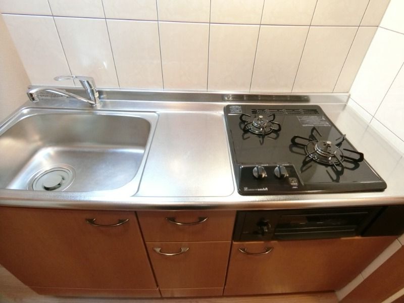 ��ʌ��z�J�s�{�{���P���ڂ̃}���V�����̃L�b�`��