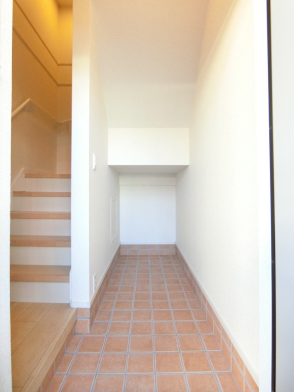 ��ʌ��z�J�s�{�{���S���ڂ̃A�p�[�g�̌���