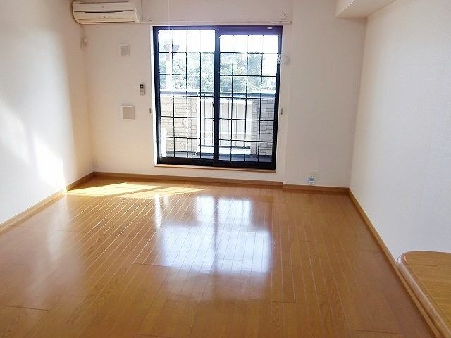 ��ʌ�����s�厚���s�̃A�p�[�g�̂��̑�