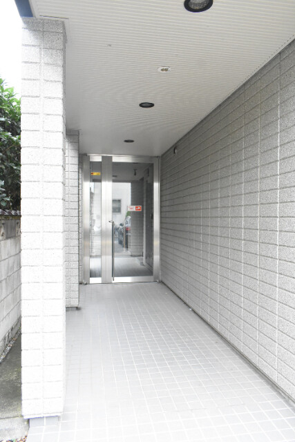 ��ʌ��������܎s������{�����S���ڂ̃A�p�[�g�̃G���g�����X